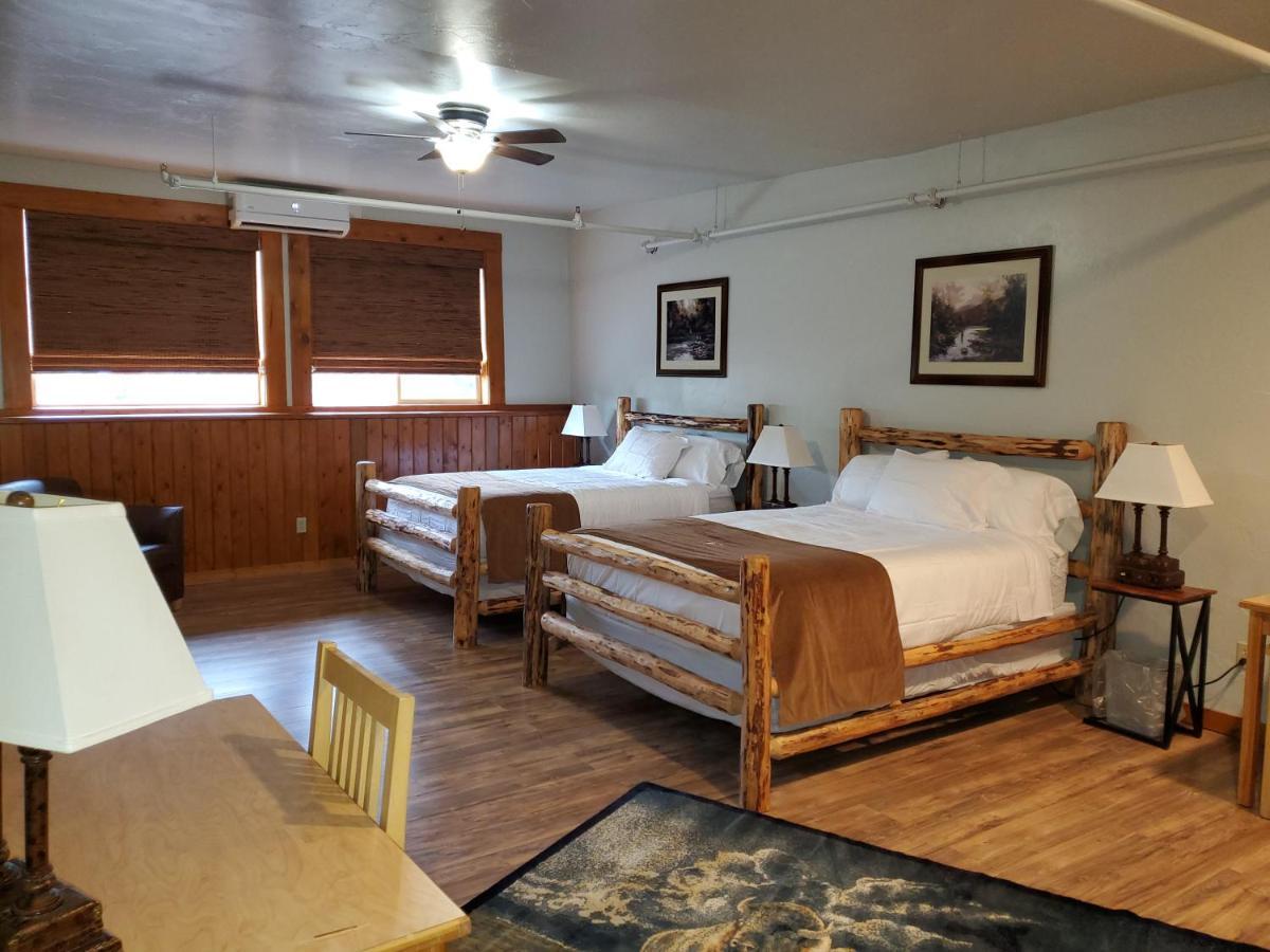 Buffalo Lodge Of Bigfork Extérieur photo