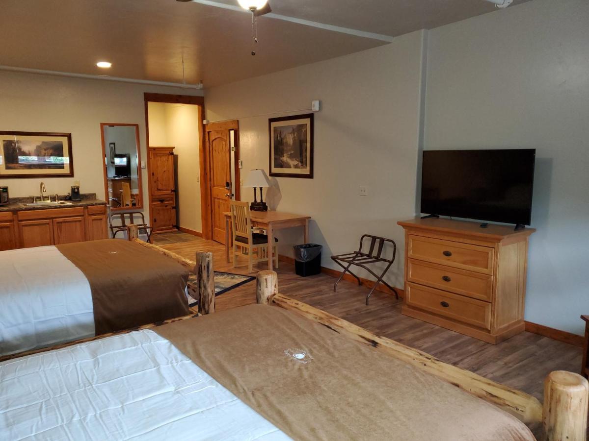 Buffalo Lodge Of Bigfork Extérieur photo